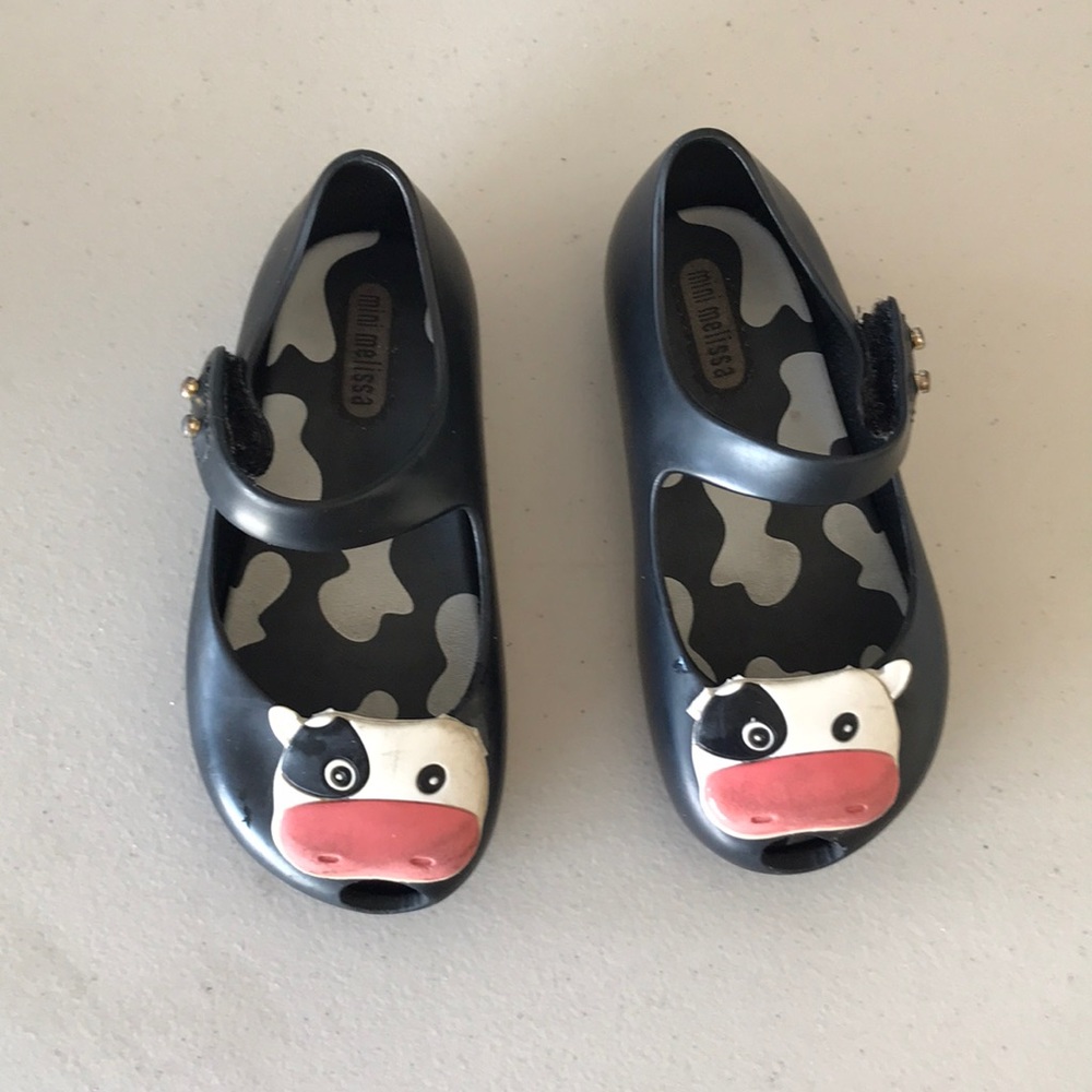 Mini Melissa cows size 7
